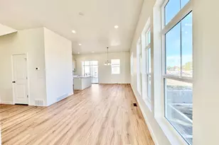 1650 N Main St, Layton, UT 84041 - Photo 10