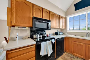 8029 S Angel St E, Sandy, UT 84070 - Photo 4