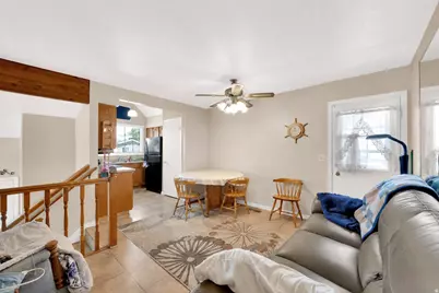8029 S Angel St E, Sandy, UT 84070 - Photo 6