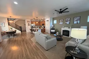11366 S Abbey Mill Dr W, South Jordan, UT 84009 - Photo 4
