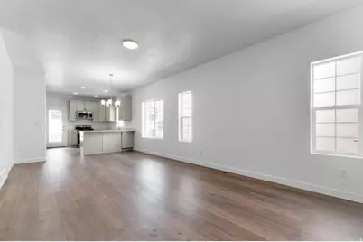 8218 W Diamond Peak Way, Magna, UT 84044 - Photo 8