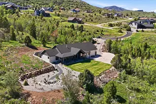 984 S Crossed Arrows Cir, Garden City, UT 84028 - Photo 122