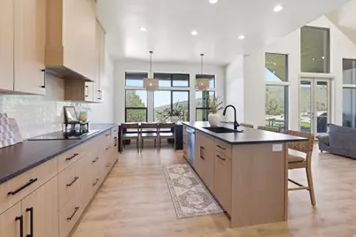 984 S Crossed Arrows Cir, Garden City, UT 84028 - Photo 20