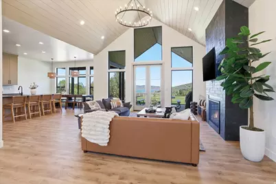 984 S Crossed Arrows Cir, Garden City, UT 84028 - Photo 4
