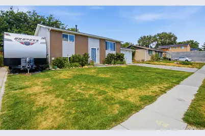 6134 S Misty Way W, Salt Lake City, UT 84118 - Photo 2