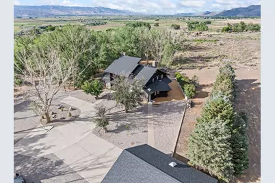 460 E Landslide Rd S, Central Valley, UT 84754 - Photo 104