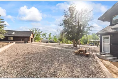 460 E Landslide Rd S, Central Valley, UT 84754 - Photo 72