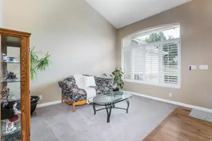 943 Lillywood Ln, North Salt Lake, UT 84054 - Photo 6