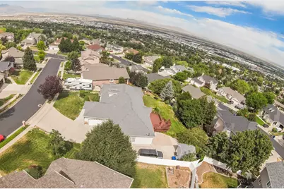 943 Lillywood Ln, North Salt Lake, UT 84054 - Photo 50