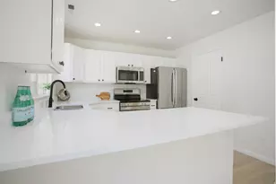 1051 E Sara Ln S, Ogden, UT 84404 - Photo 6