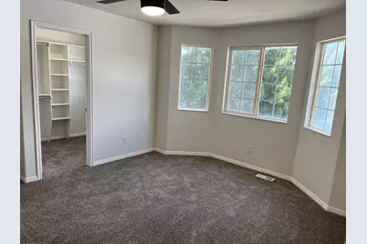 1051 E Sara Ln S, Ogden, UT 84404 - Photo 12