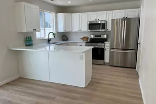 1051 E Sara Ln S, Ogden, UT 84404 - Photo 6