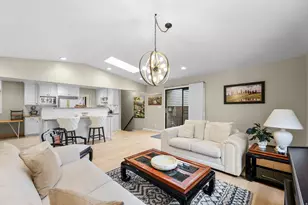 9505 S Garnet Dr E, Sandy, UT 84094 - Photo 16