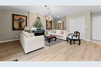 9505 S Garnet Dr E, Sandy, UT 84094 - Photo 14