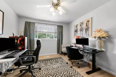 9505 S Garnet Dr E, Sandy, UT 84094 - Photo 22