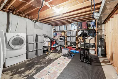 9505 S Garnet Dr E, Sandy, UT 84094 - Photo 34