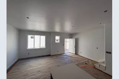 142 E 2300 N #59, North Ogden, UT 84404 - Photo 4