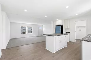 3860 Midland Dr, Roy, UT 84067 - Photo 8