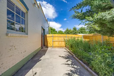 299 W Center St #2, Logan, UT 84321 - Photo 32