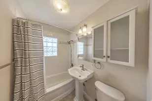 193 S Locust St E, Clearfield, UT 84015 - Photo 12
