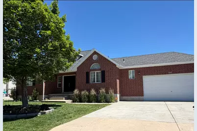 995 W 150 S, Kaysville, UT 84037 - Photo 2