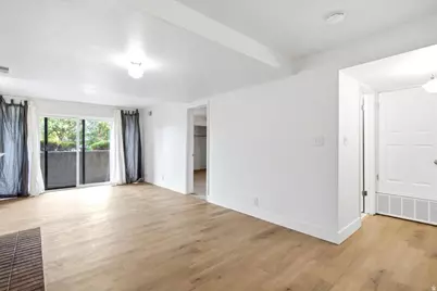 1091 Country Hills Drive #109, Ogden, UT 84403 - Photo 4