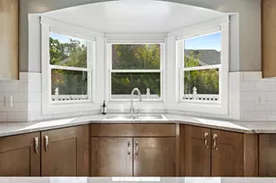 1847 E 900 S, Salt Lake City, UT 84108 - Photo 8