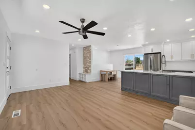 4546 N Tumbleweed Dr, Enoch, UT 84721 - Photo 8