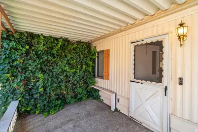 2055 W 1760 N, Saint George, UT 84770 - Photo 4