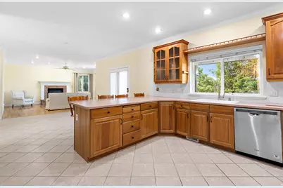 1327 N 850 E, Pleasant Grove, UT 84062 - Photo 16
