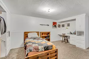 360 E Center St, Centerville, UT 84014 - Photo 40