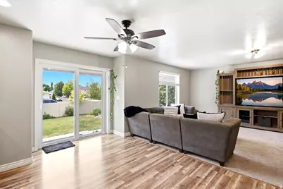 1109 N 3300 W, Layton, UT 84041 - Photo 6