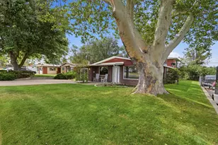 116 W 600 N, Clearfield, UT 84015 - Photo 2