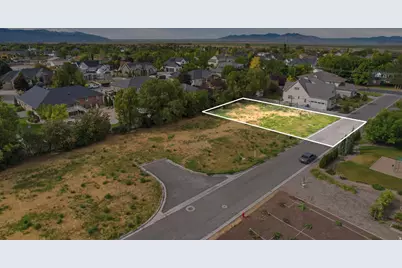1845 W Sherri Ln #3, Kaysville, UT 84037 - Photo 12