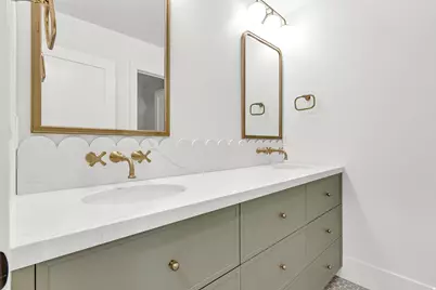 792 N Mountain View Dr, Elk Ridge, UT 84651 - Photo 28