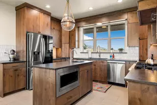 22 E 2263 St S, Garden City, UT 84028 - Photo 24