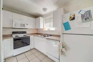 72 W 300 N, Provo, UT 84601 - Photo 2