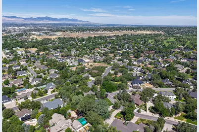 1894 E Bear Creek Dr, Draper, UT 84020 - Photo 22
