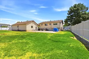 2626 W 1700 N, Clinton, UT 84015 - Photo 16