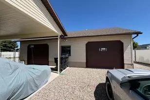 2626 W 1700 N, Clinton, UT 84015 - Photo 24
