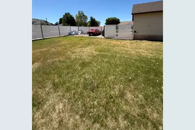 2626 W 1700 N, Clinton, UT 84015 - Photo 20