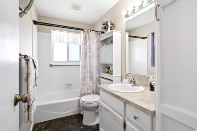 2626 W 1700 N, Clinton, UT 84015 - Photo 8