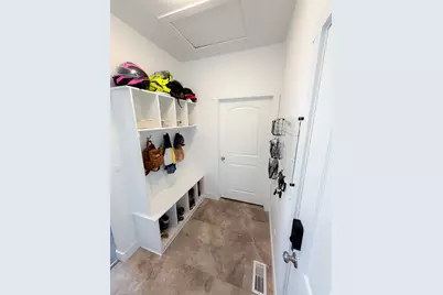5406 W 19650 N, Plymouth, UT 84330 - Photo 32