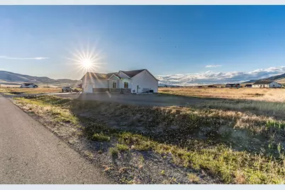 5406 W 19650 N, Plymouth, UT 84330 - Photo 50