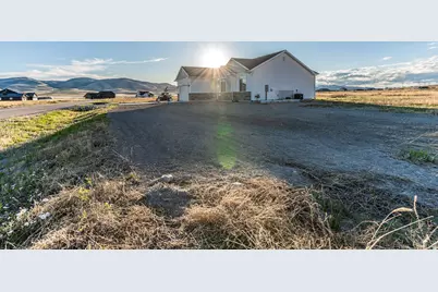 5406 W 19650 N, Plymouth, UT 84330 - Photo 4