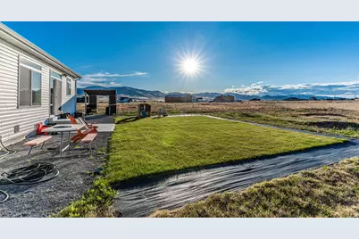 5406 W 19650 N, Plymouth, UT 84330 - Photo 4