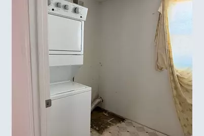 255 E Center St, Spring City, UT 84662 - Photo 16