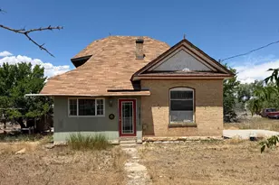 255 E Ctr St, Spring City, UT 84662 - Photo 2