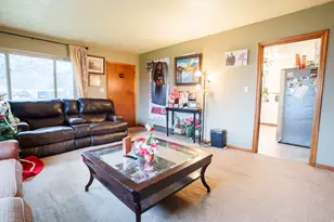 485 N Main St, Smithfield, UT 84335 - Photo 6