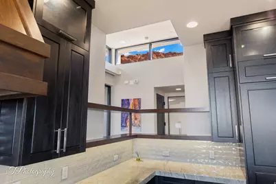 2001 W Grayhawk Cir W, Saint George, UT 84770 - Photo 16